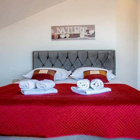 Regina Del Mare Apartment