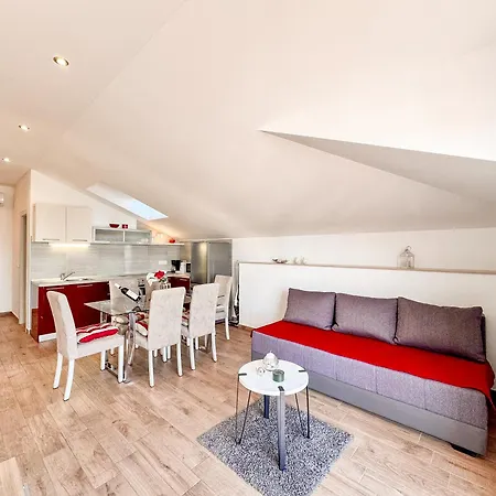 Regina Del Mare Apartment *