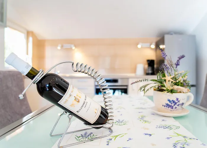 Regina Del Mare Apartment Slatine