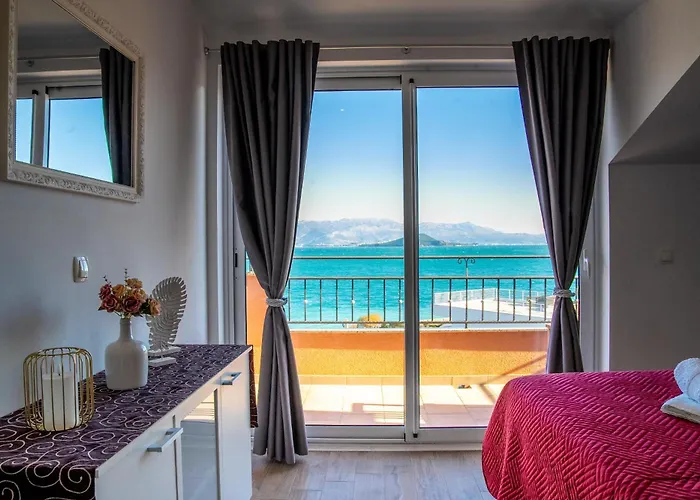 Regina Del Mare Apartment *