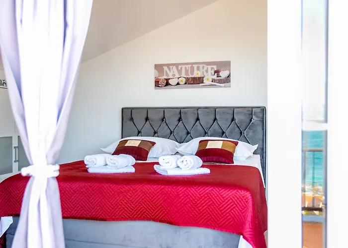 Regina Del Mare Apartment Slatine